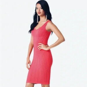 NWT Bebe Seamless Bodycon Textured Mini Dress Pink Size Small